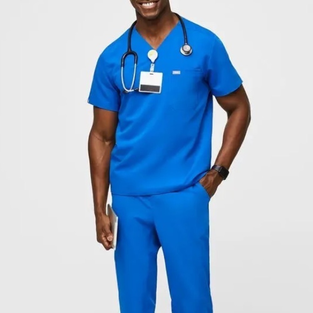 Figs Leon Three-Pocket Scrub Top In Royal Blue Size XXL